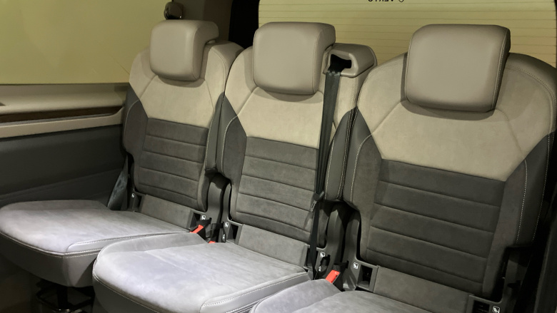 Volkswagen Multivan 2.0 TDI Style 5dr LWB DSG Diesel Estate